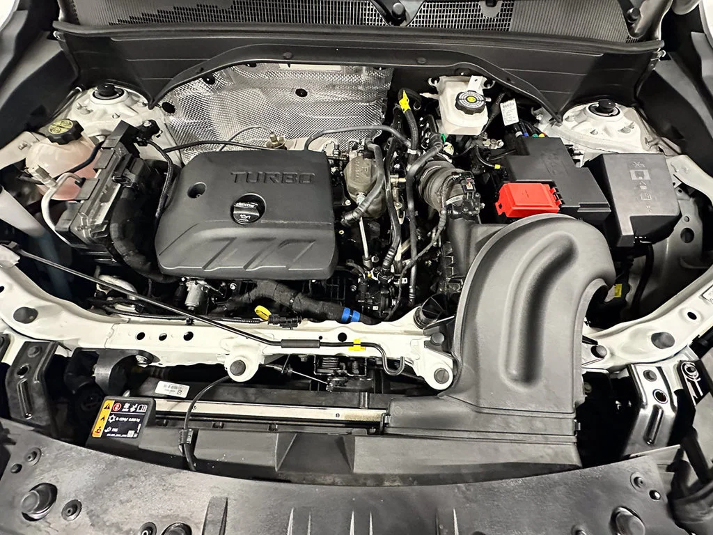 Used 2023 SUMMIT WHITE Chevrolet LS image 35