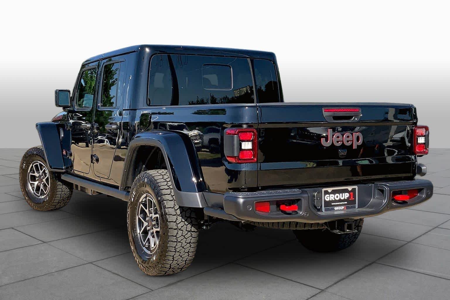 New 2026 Black Clear-Coat Exterior Paint Jeep Rubicon X image 12