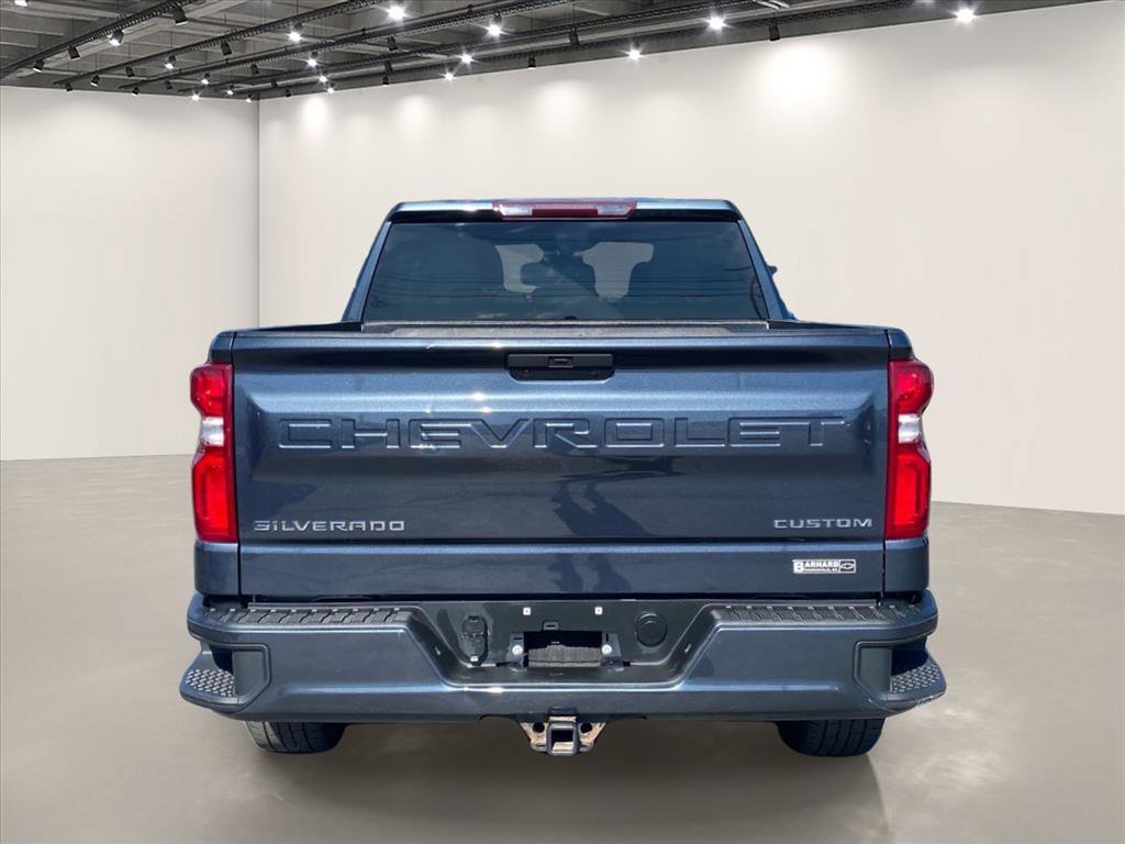 Used 2022 Shadow Gray Metallic Chevrolet Custom image 6