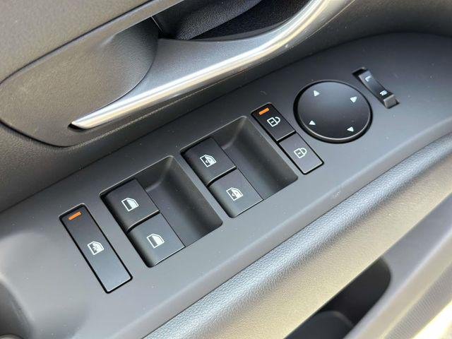 New 2026 Silver Hyundai SEL AWD image 27