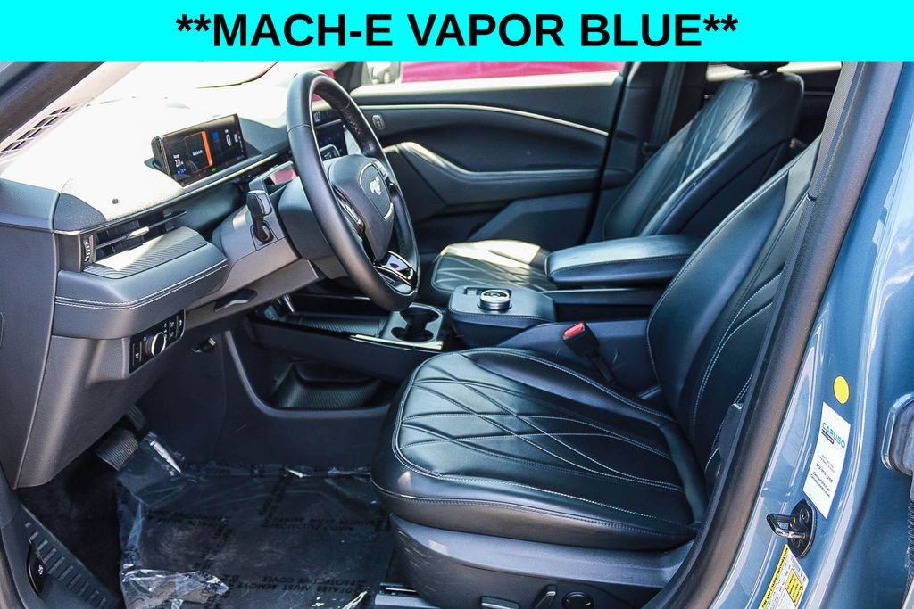 Used 2024 Blue Ford Select image 17