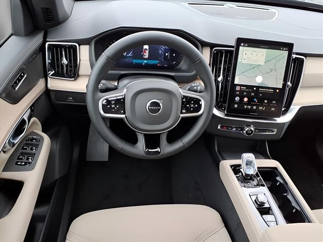 2026 Volvo XC90 Plus - Photo 13