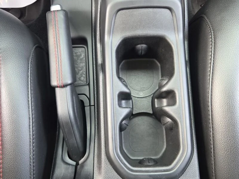 Used 2023 Bright White Clearcoat Jeep Rubicon image 20
