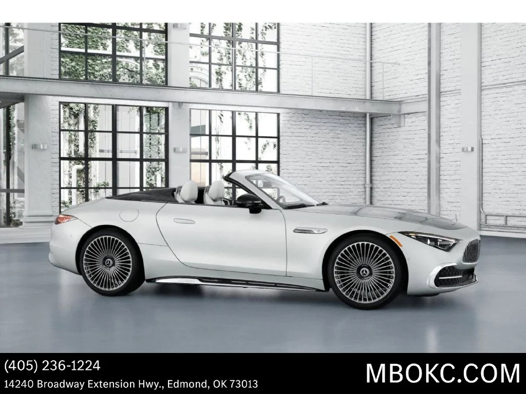 New 2026 MANUFAKTUR moonlight white magno (White Ambiance) Mercedes-Benz Maybach SL 680 image 15