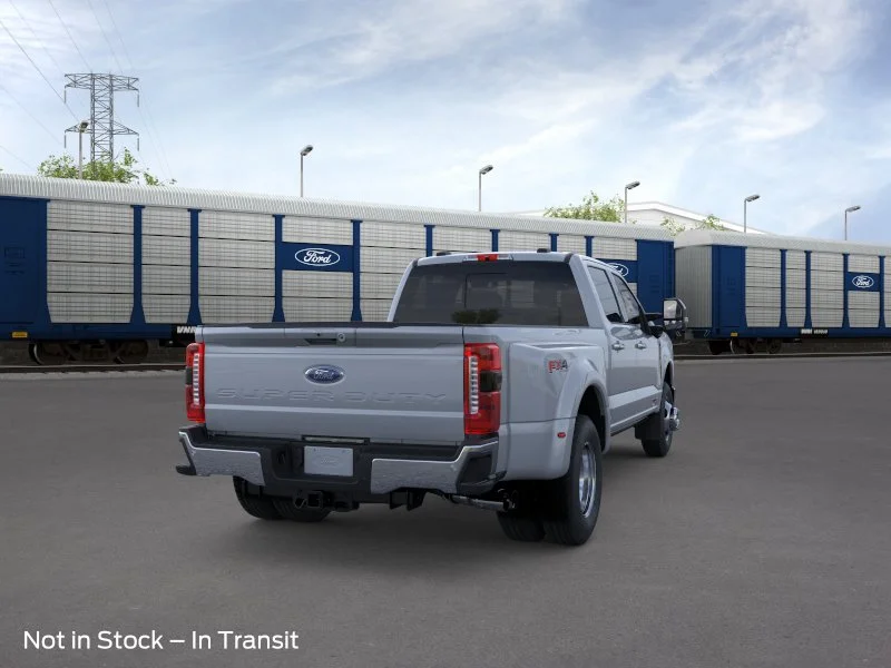 New 2026 Glacier Gray Metallic Tri-Coat Ford F-350® Lariat® image 8
