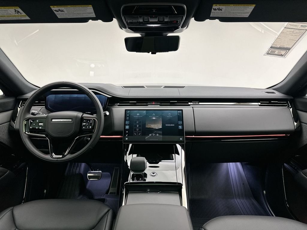 New 2026 Carpathian Grey Land Rover Dynamic SE image 8