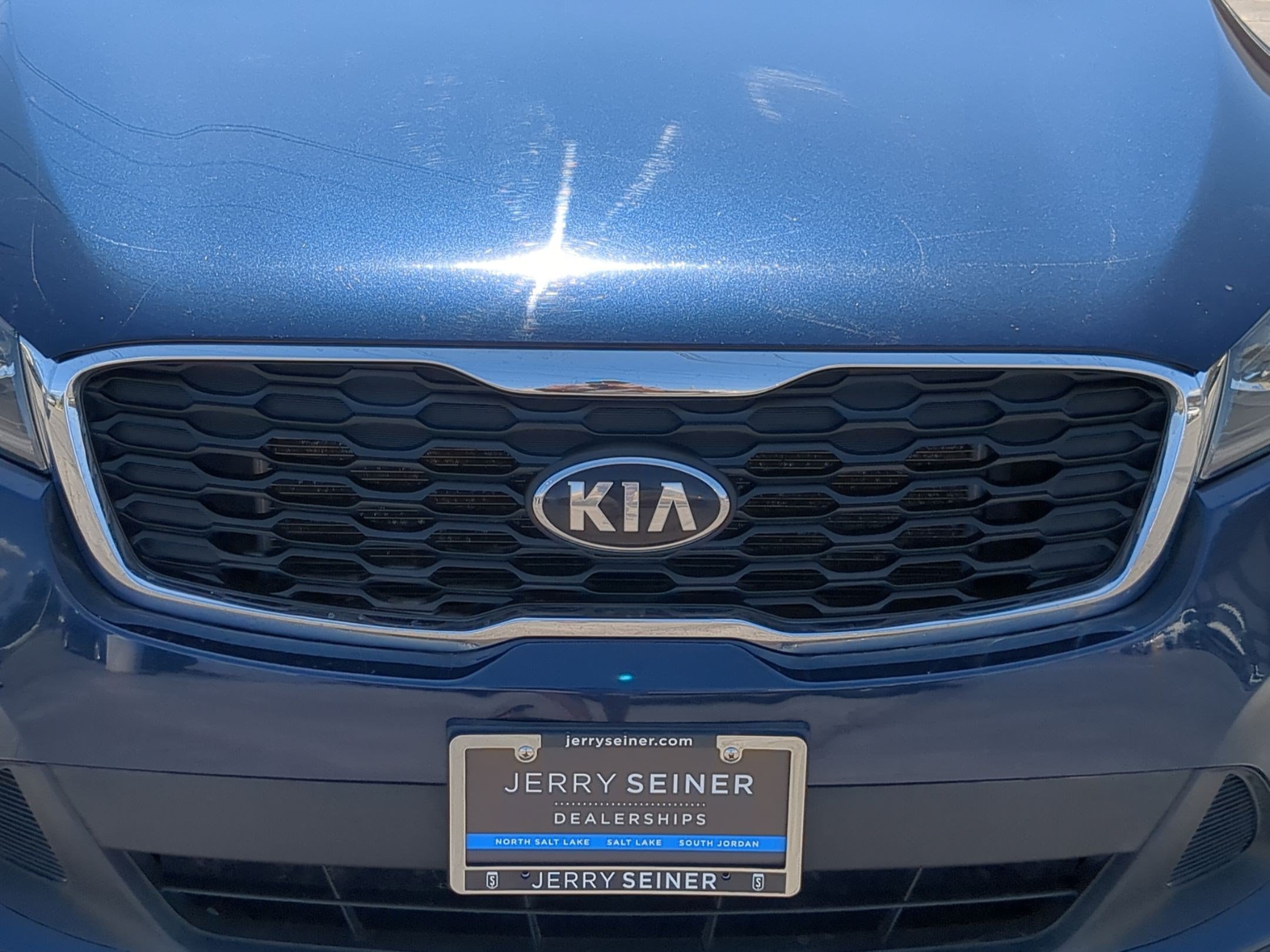 Used 2019 Blaze Blue Kia LX V6 image 10