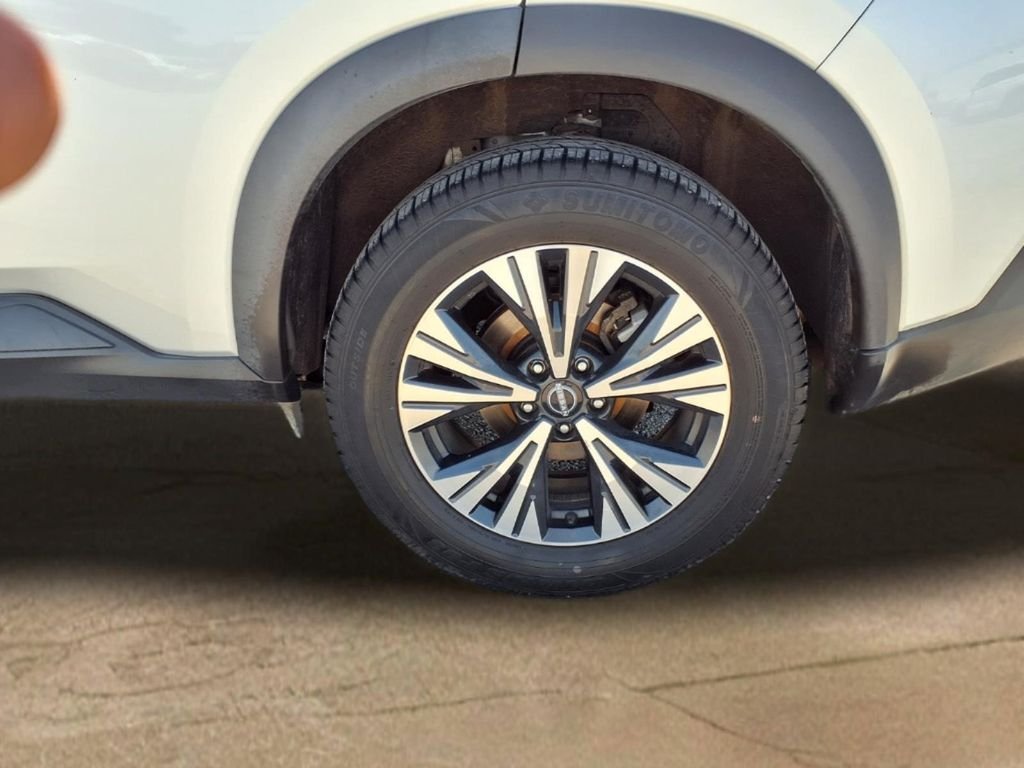 Used 2023 Silver Nissan SV image 24