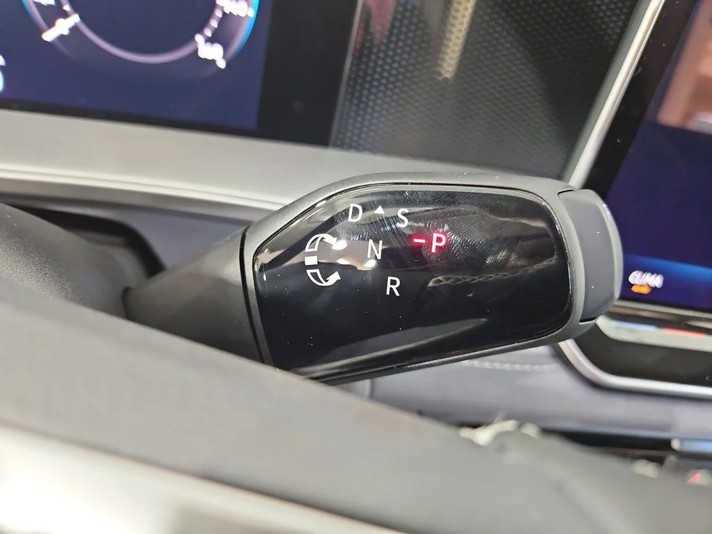 New 2026 Black Volkswagen 2.0T SE image 22