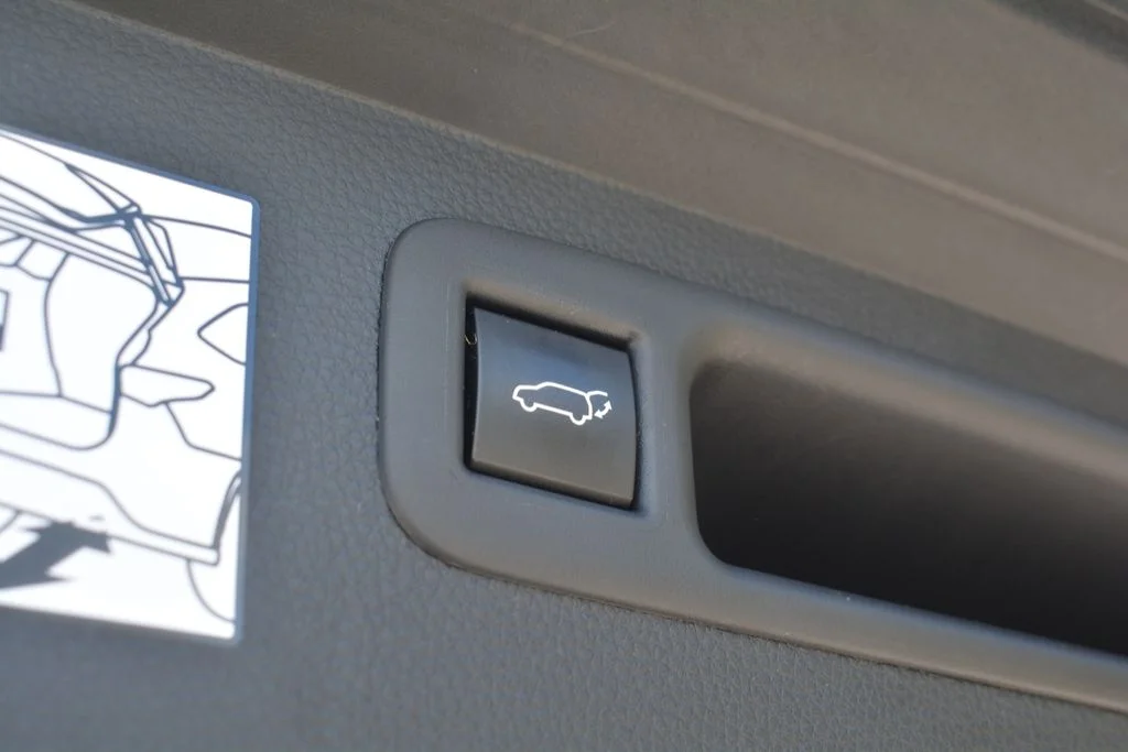 2023 Toyota Highlander Limited - Photo 28