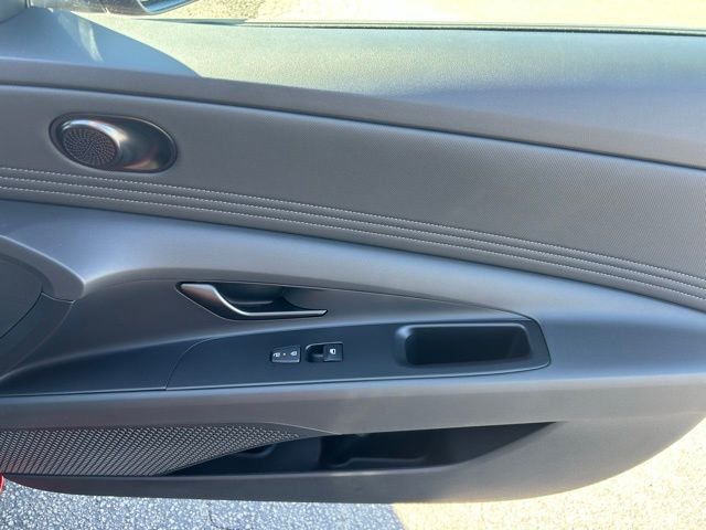2026 Hyundai Elantra SEL - Photo 9
