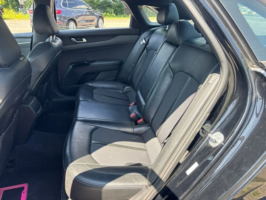 Used 2021 Black Kia GT-Line image 6