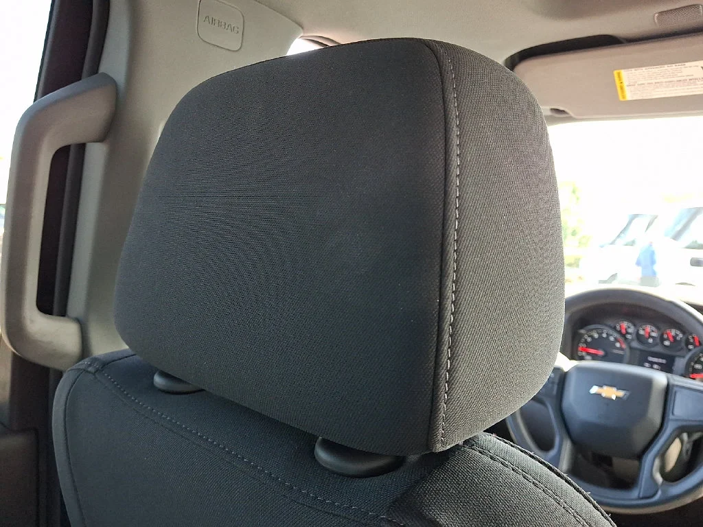 Used 2024 White Chevrolet Custom image 14