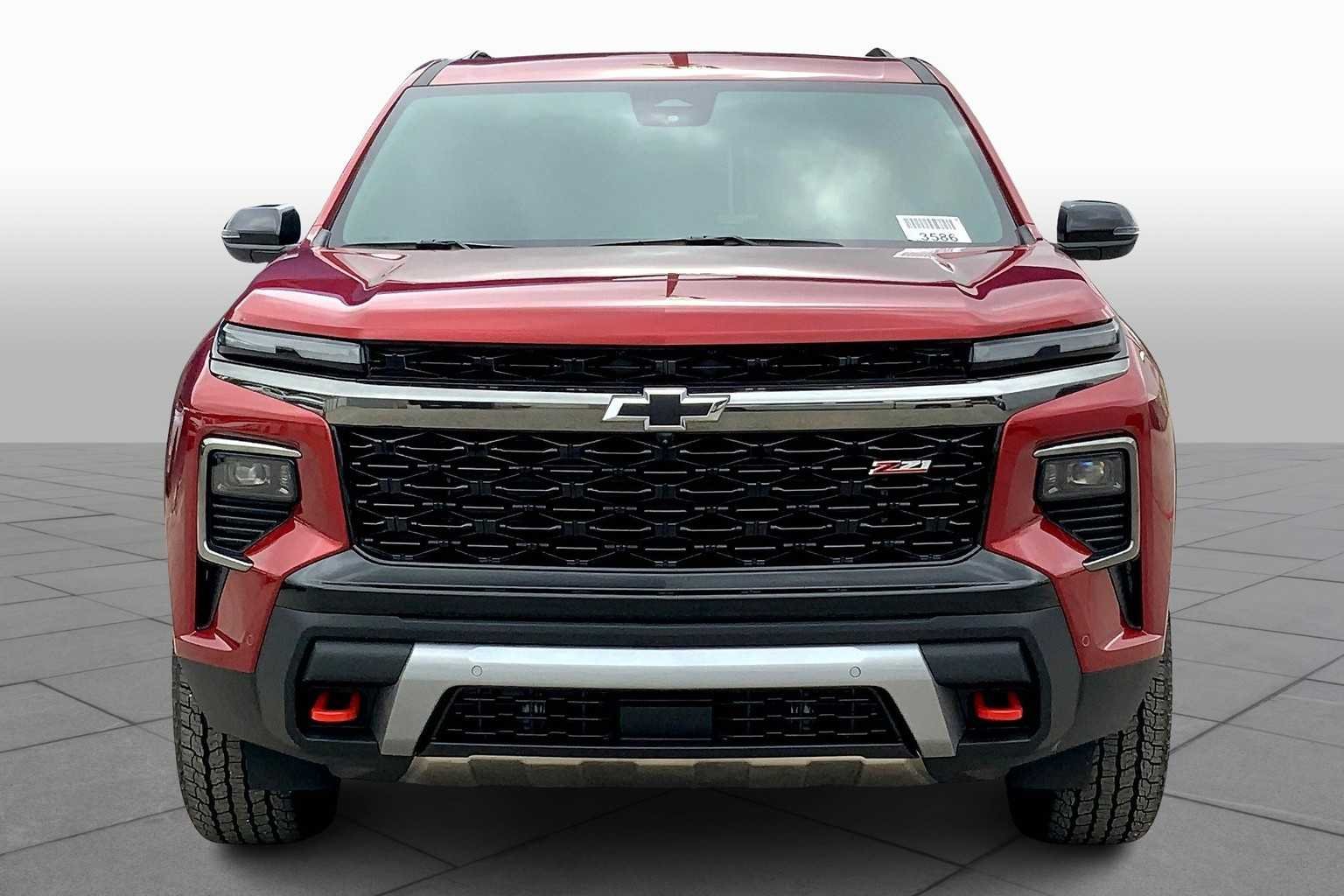 Used 2025 Radiant Red Tintcoat Chevrolet AWD Z71 image 3