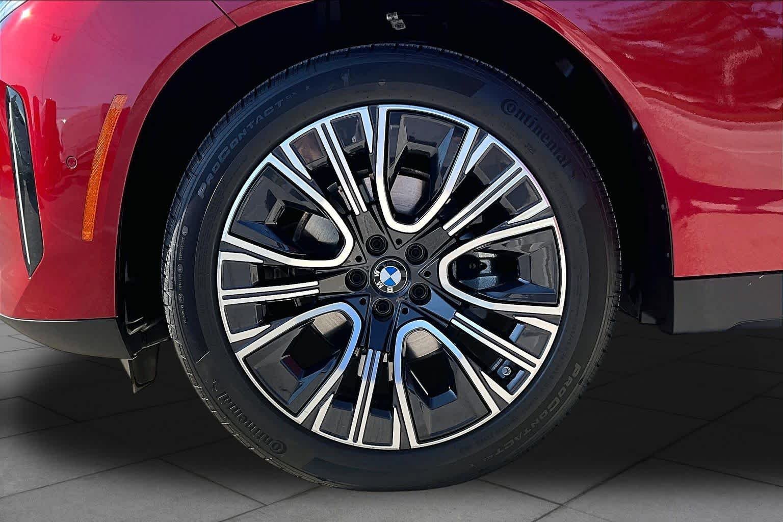 Used 2026 Vegas Red Metallic BMW 30 xDrive image 10