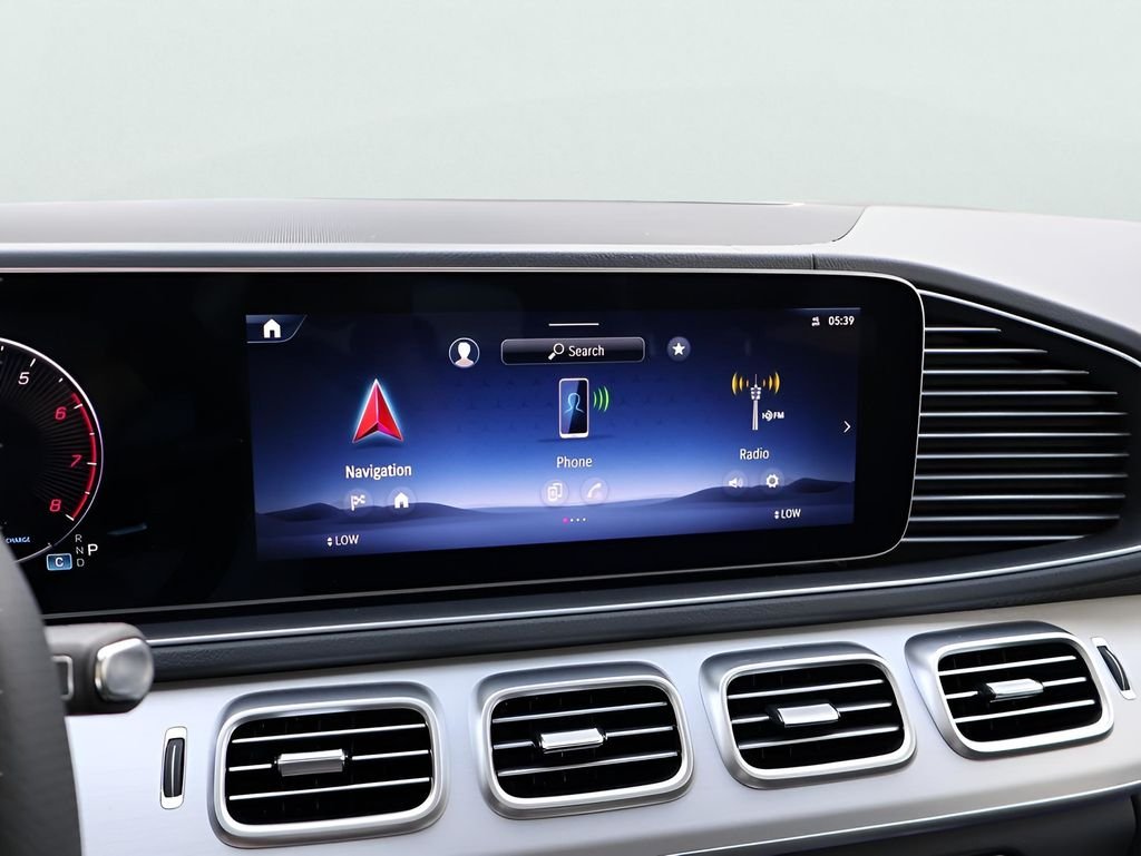 2025 Mercedes-Benz GLS Base - Photo 25