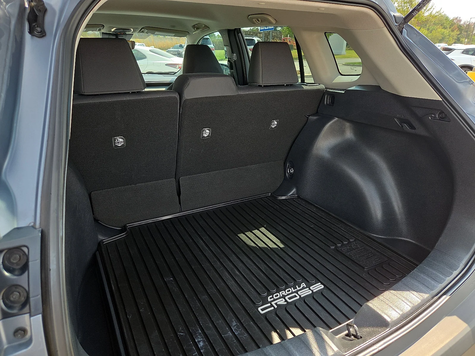 Used 2024 Celestite Toyota LE image 9