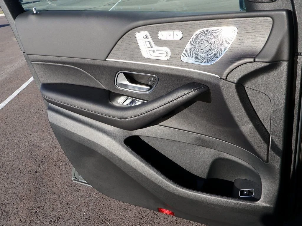 New 2026 MANUFAKTUR Silicon Grey Mercedes-Benz GLE 450 image 80