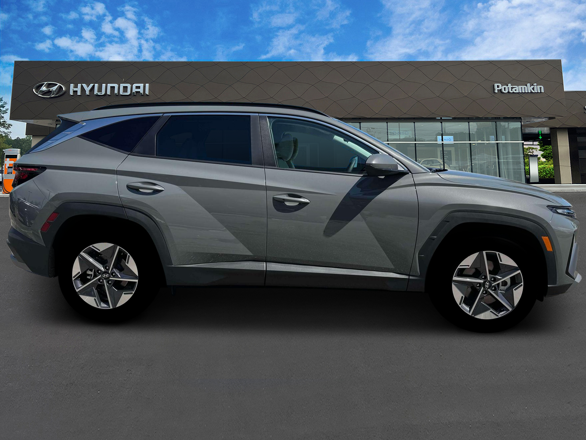 New 2026 Hampton Gray Hyundai SEL image 9