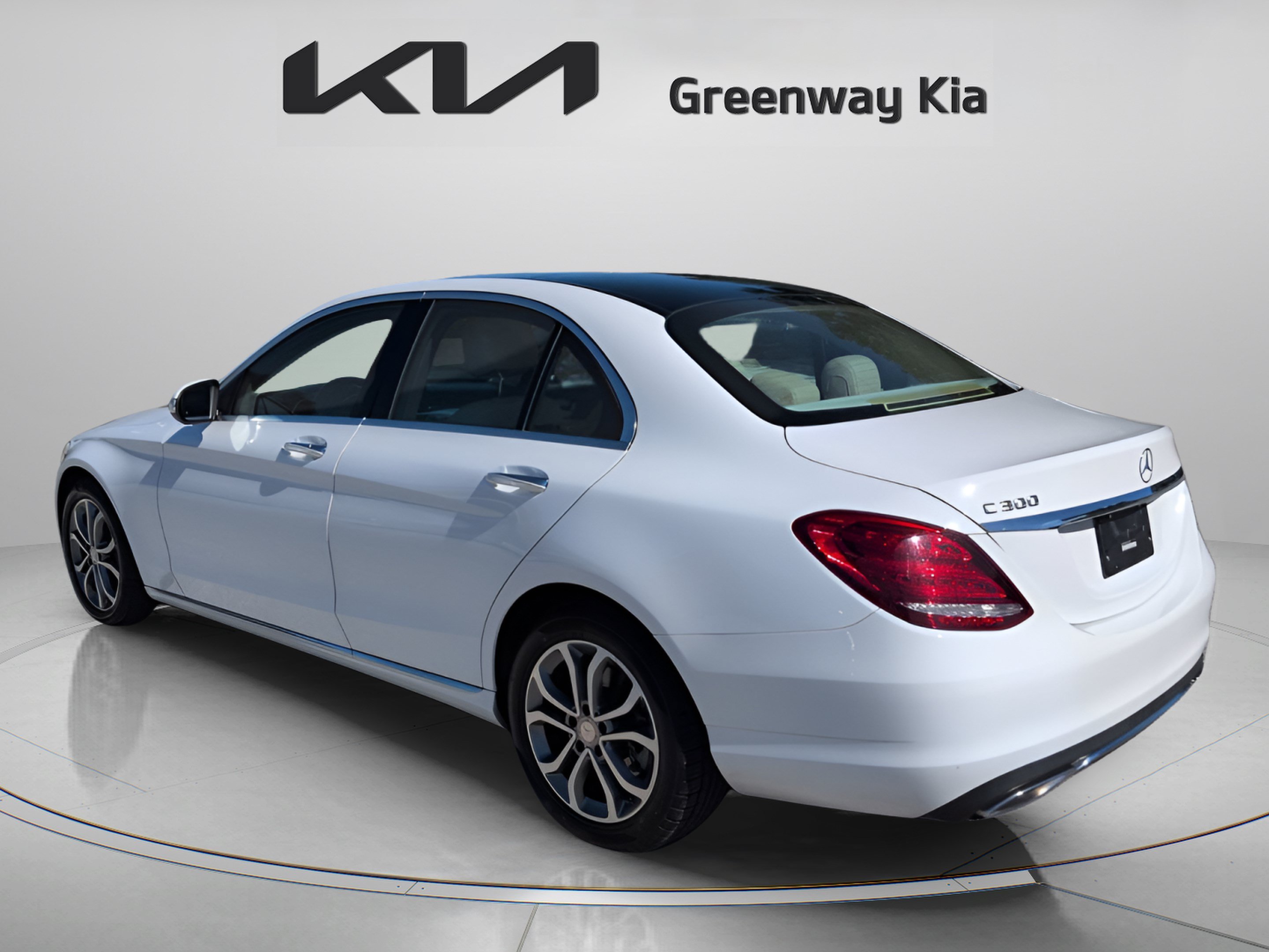 Used 2015 Polar White Mercedes-Benz C 300 image 8