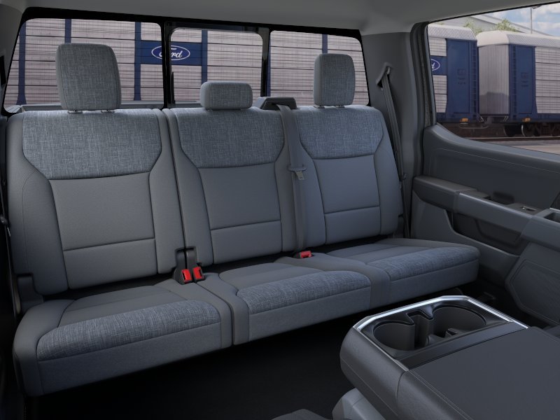 New 2026 Carbonized Gray Metallic Ford XLT image 11