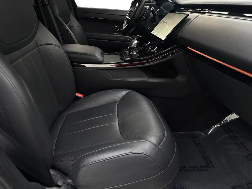 Used 2023 Black Land Rover SE image 45
