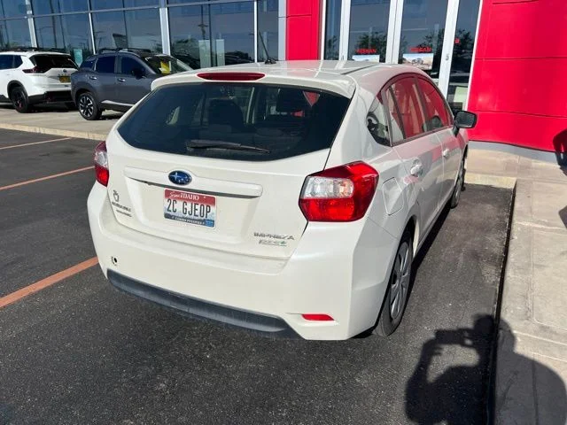 Used 2016 White Subaru 2.0i image 12