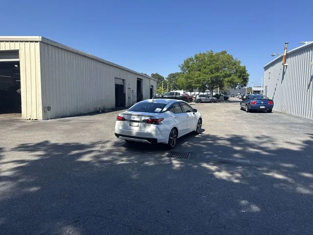 Used 2025 White Nissan 1.6 SR image 5