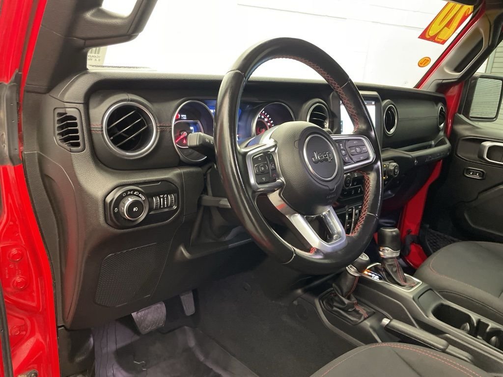 Used 2020 Red Jeep Unlimited Rubicon image 18