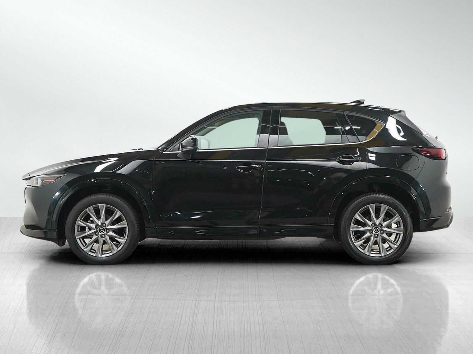 Used 2024 Mazda CX-5 S Premium Plus package with VIN JM3KFBEL6R0425149 for sale in Burnsville, Minnesota
