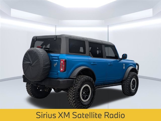 Used 2021 Blue Ford Outer Banks image 6