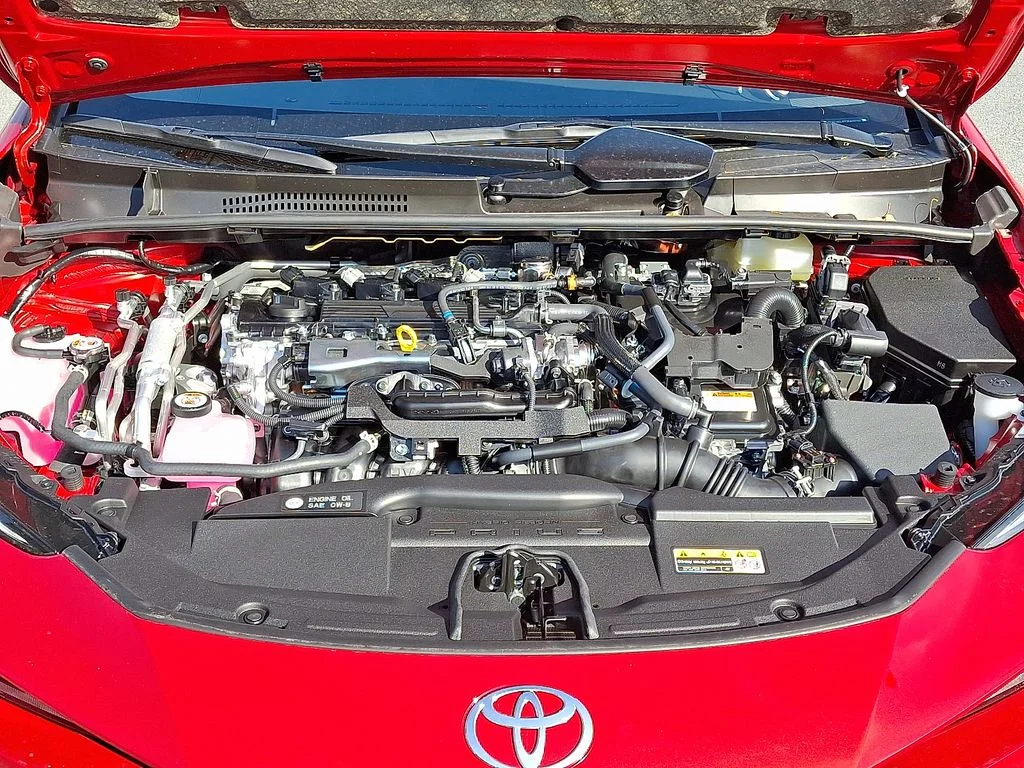 2026 Toyota Prius Plug-in Hybrid SE - Photo 20