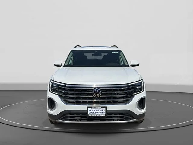 New 2026 White/off-white Volkswagen 2.0T SE w/Technology image 2