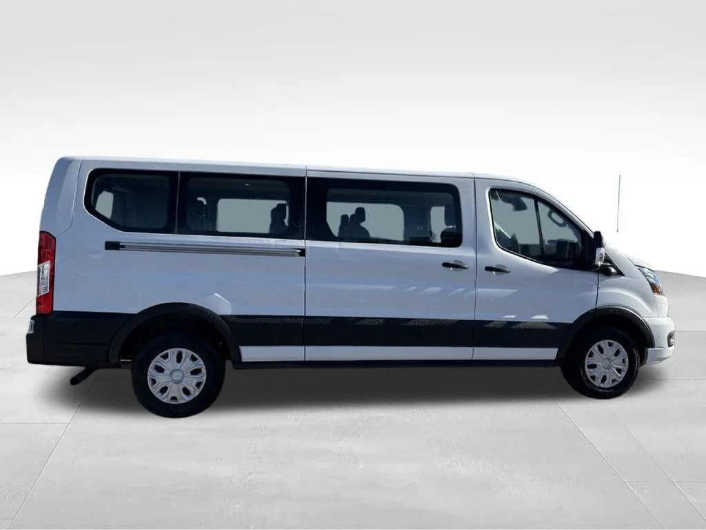 Used 2023 White Ford XLT image 24
