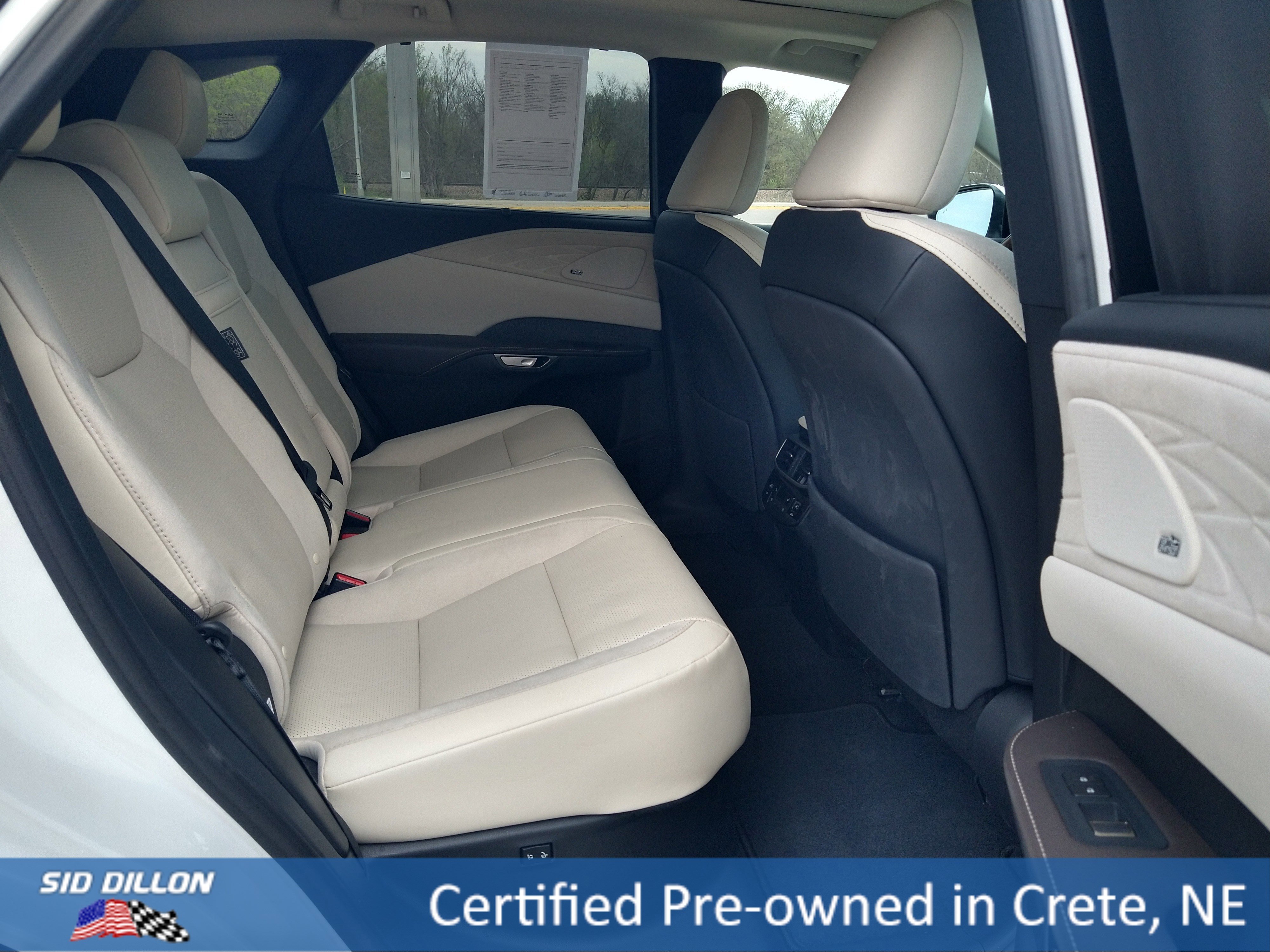 Used 2024 Eminent White Pearl Lexus Luxury image 6