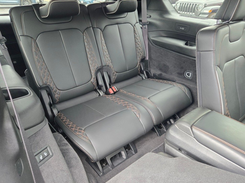 Used 2021 Black Jeep Summit image 12