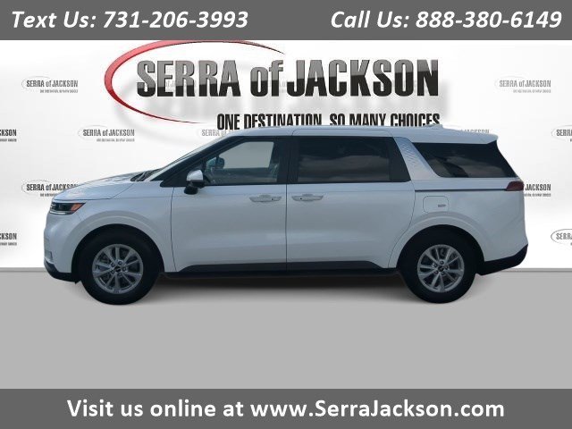 Pre-Owned 2024 Kia Carnival LX Front Wheel Drive Sports Van