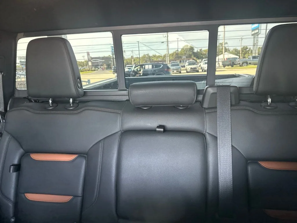 Used 2022 Blue GMC AT4 image 31