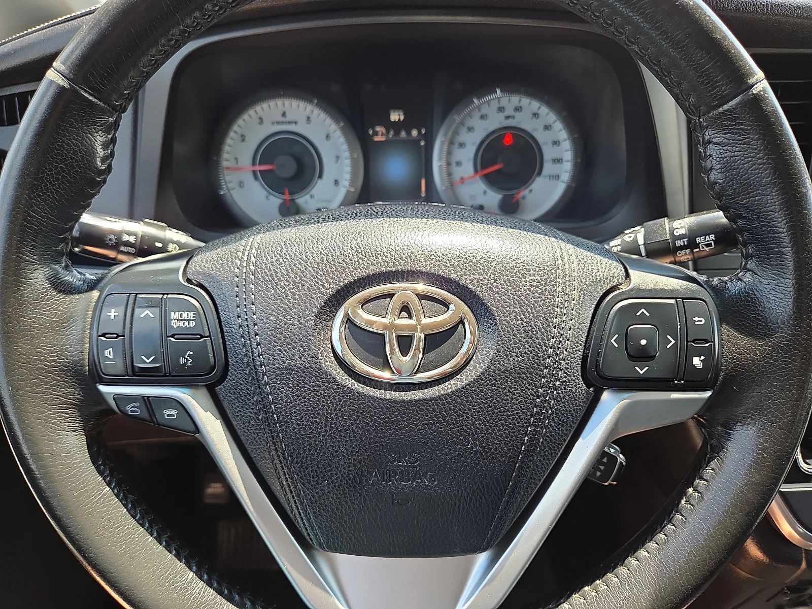 Used 2016 Silver Sky Metallic Toyota SE image 24