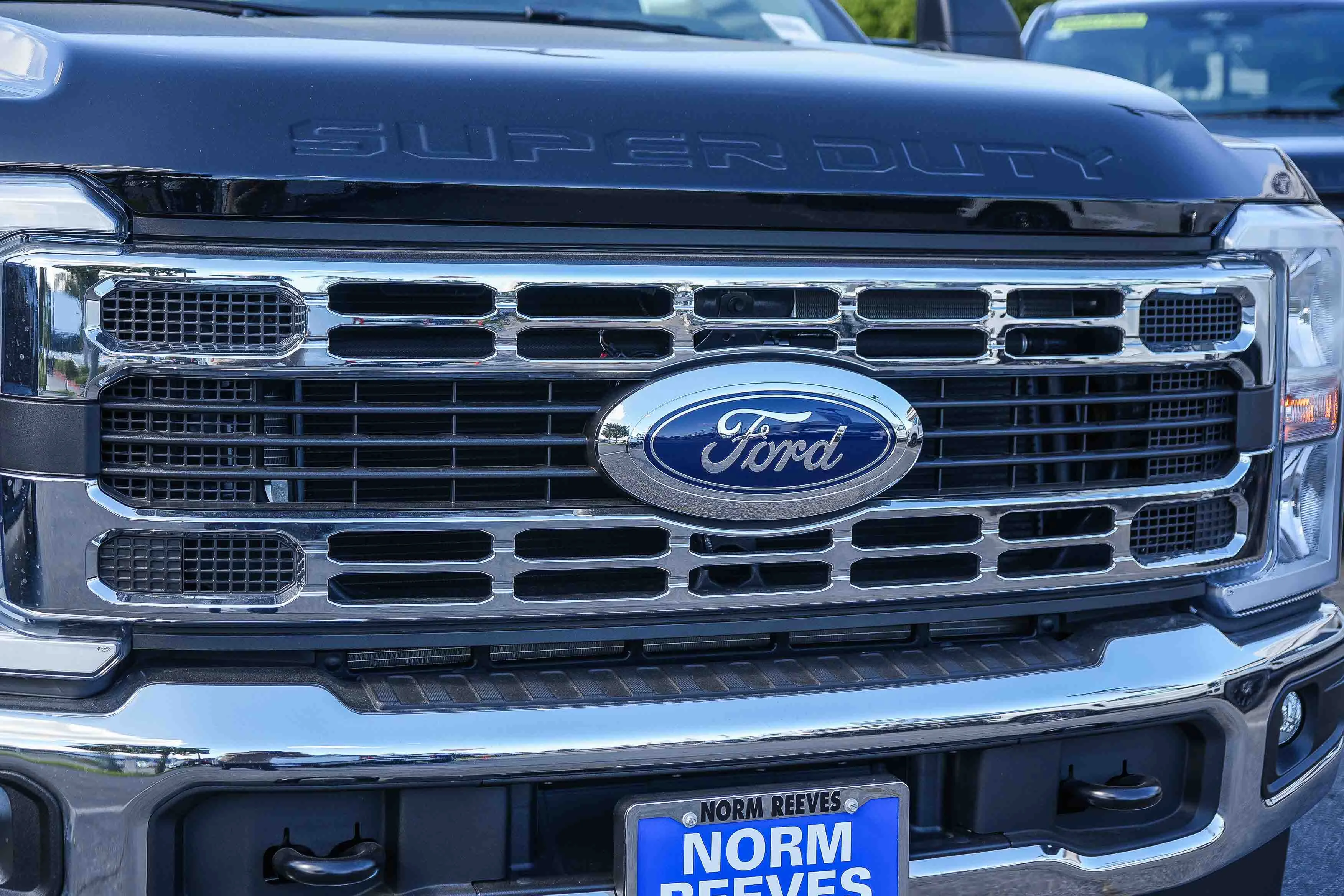 New 2026 Black Metallic Ford XLT image 5