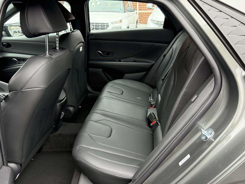 New 2026 Amazon Gray Hyundai SEL Sport image 14