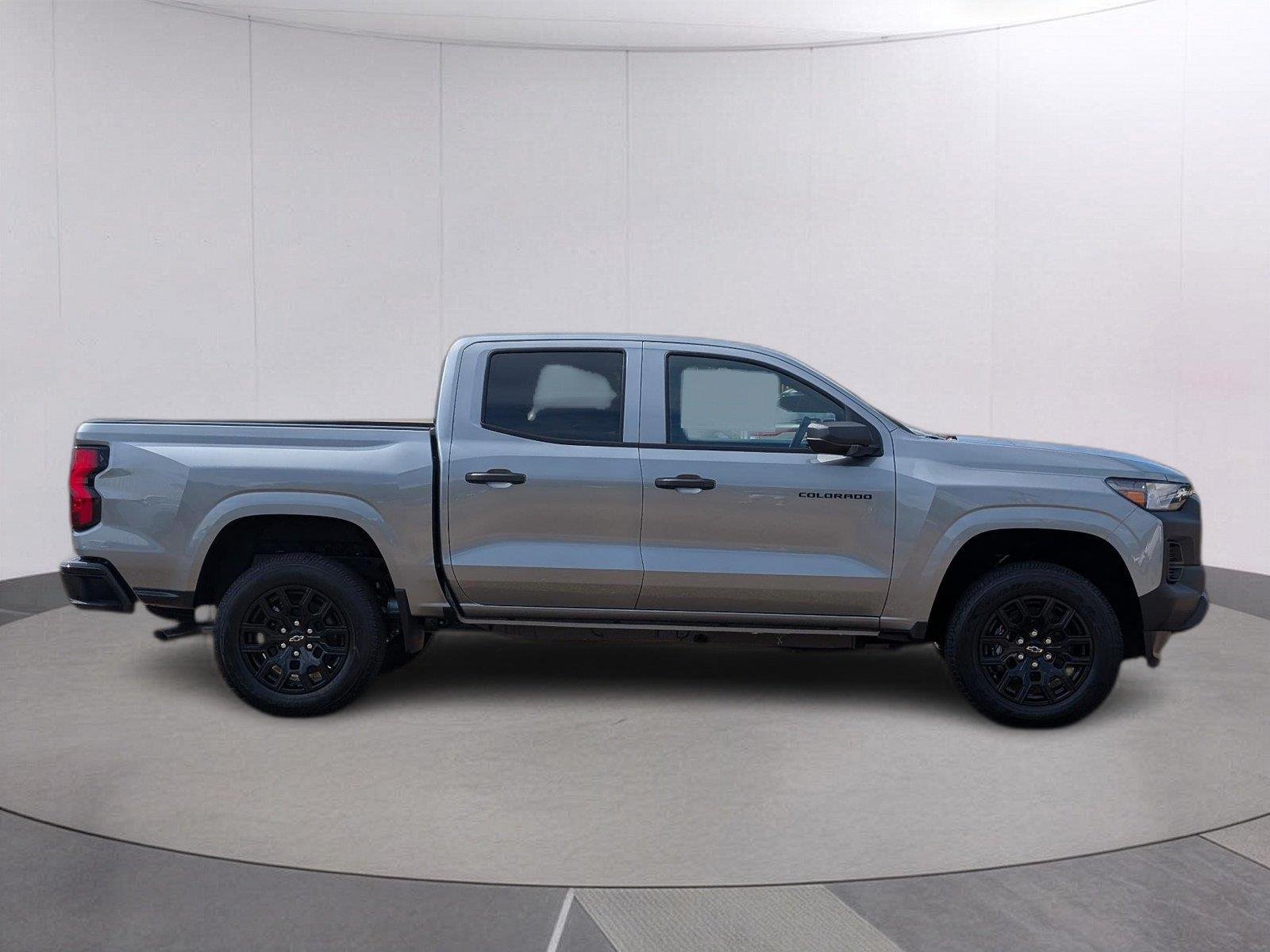 2026 Chevrolet Colorado Work Truck - Photo 8