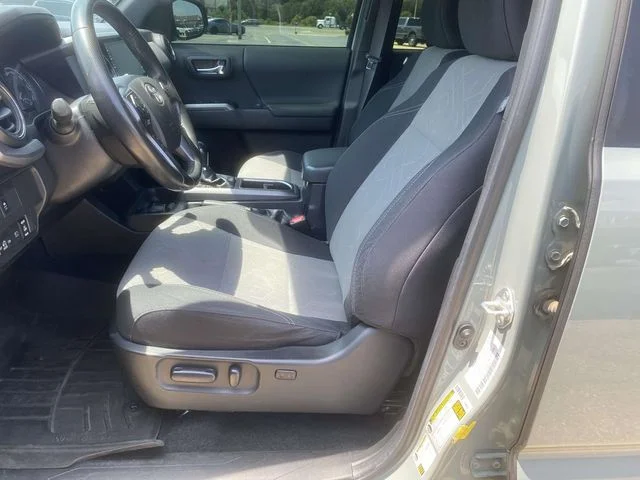Used 2022  Toyota TRD Sport image 12