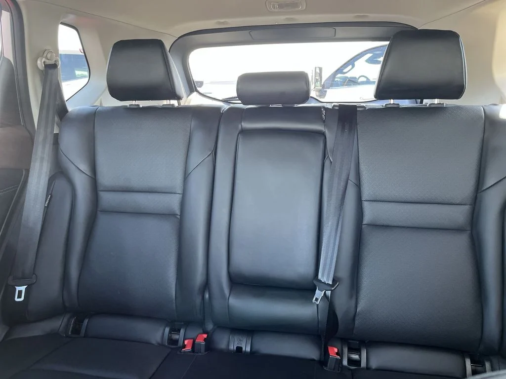 Used 2023 Silver Nissan SV image 22