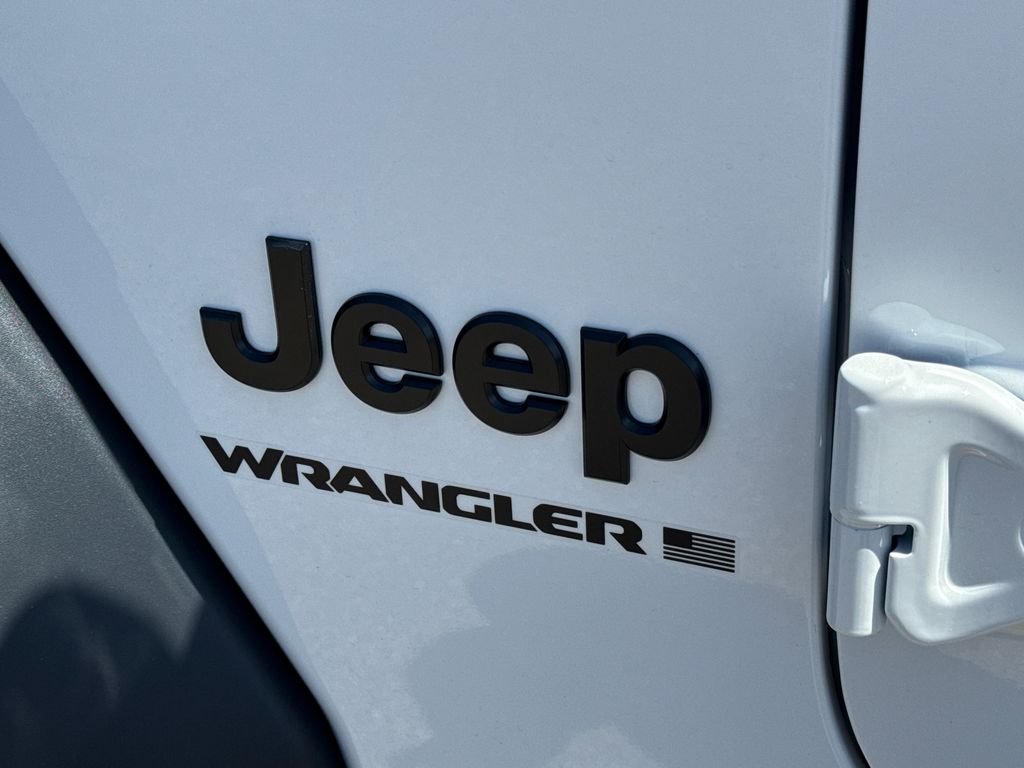New 2026 Bright White Clear-Coat Exterior Paint Jeep Willys image 9