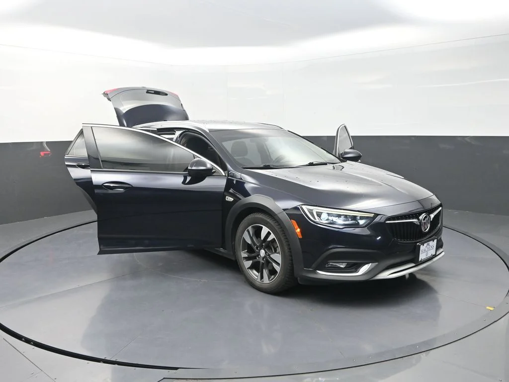 Used 2019 Blue Buick Preferred image 29