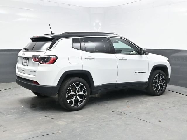 Used 2025 White Jeep Limited image 7