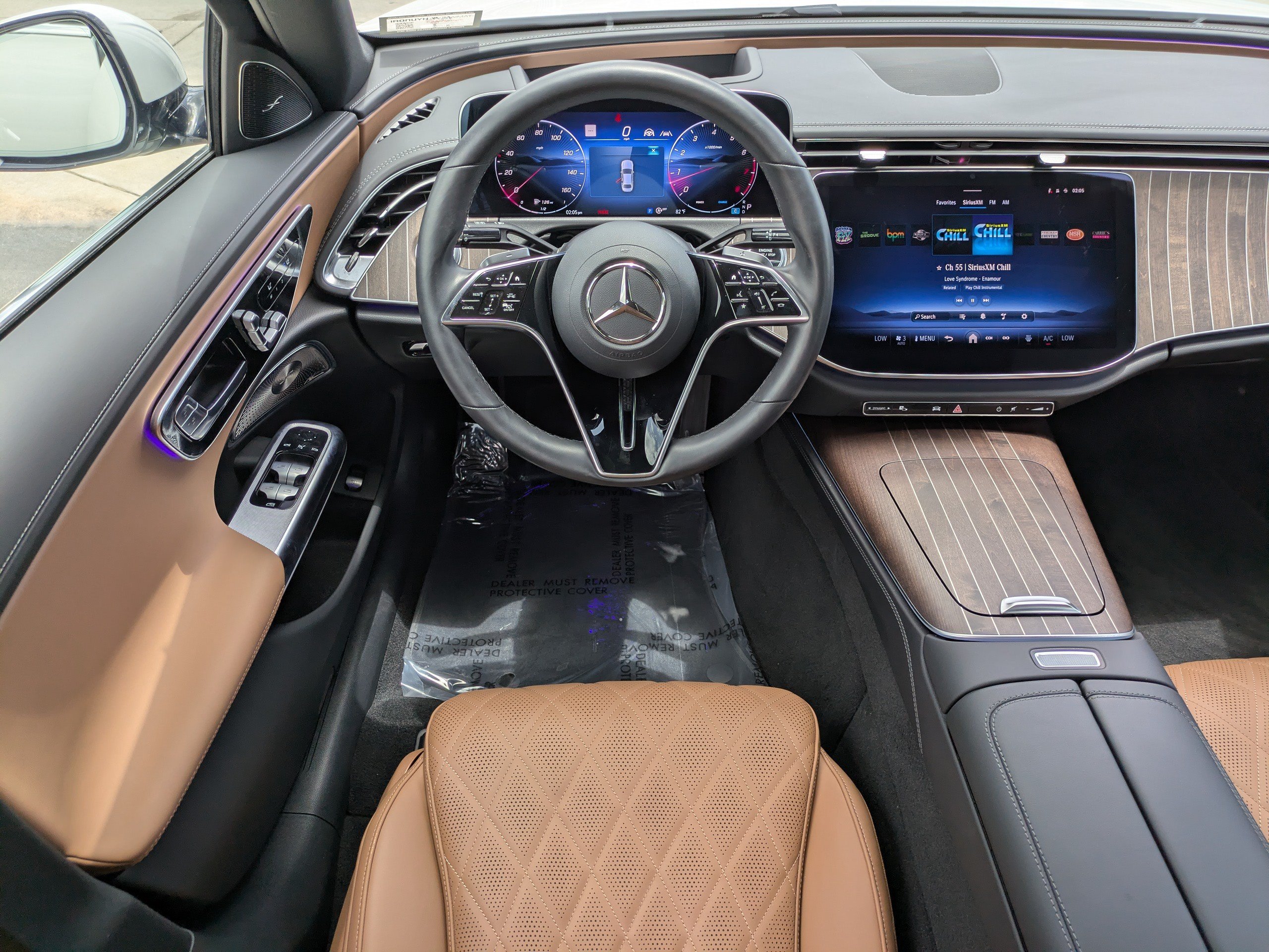 2025 Mercedes-Benz E-Class E450 - Photo 15