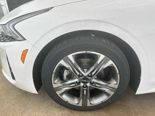 Used 2024 White Kia EX image 21