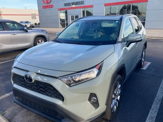 2021 Toyota RAV4 XLE Premium FWD's photo